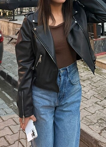 Siyah deri ceket 