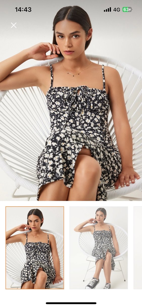 Çiçek Desenli Siyah Uzun Elbise - Görsel 2