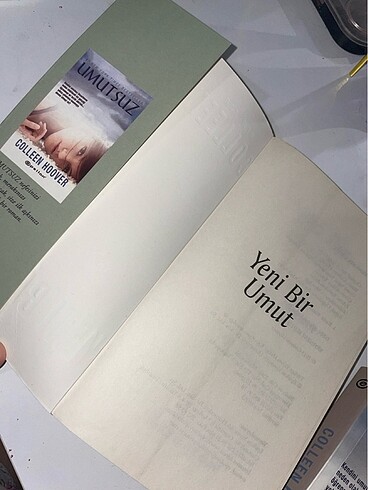 Beden Renk Yeni Bir Umut (COLLEN HOOVER)