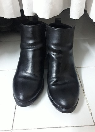 39 Beden siyah bot