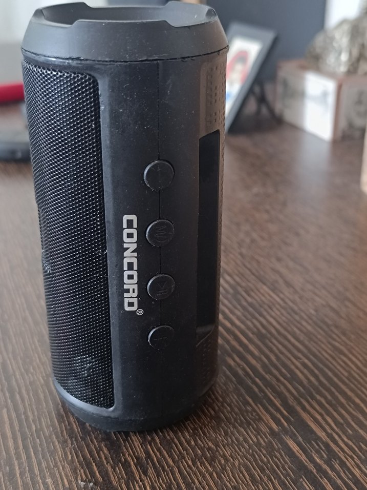 Siyah Bluetooth'lu Hoparlör - Görsel 2