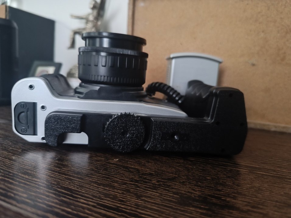 Olympia Japon Film Kamerası ve Harici Flaş - Görsel 4