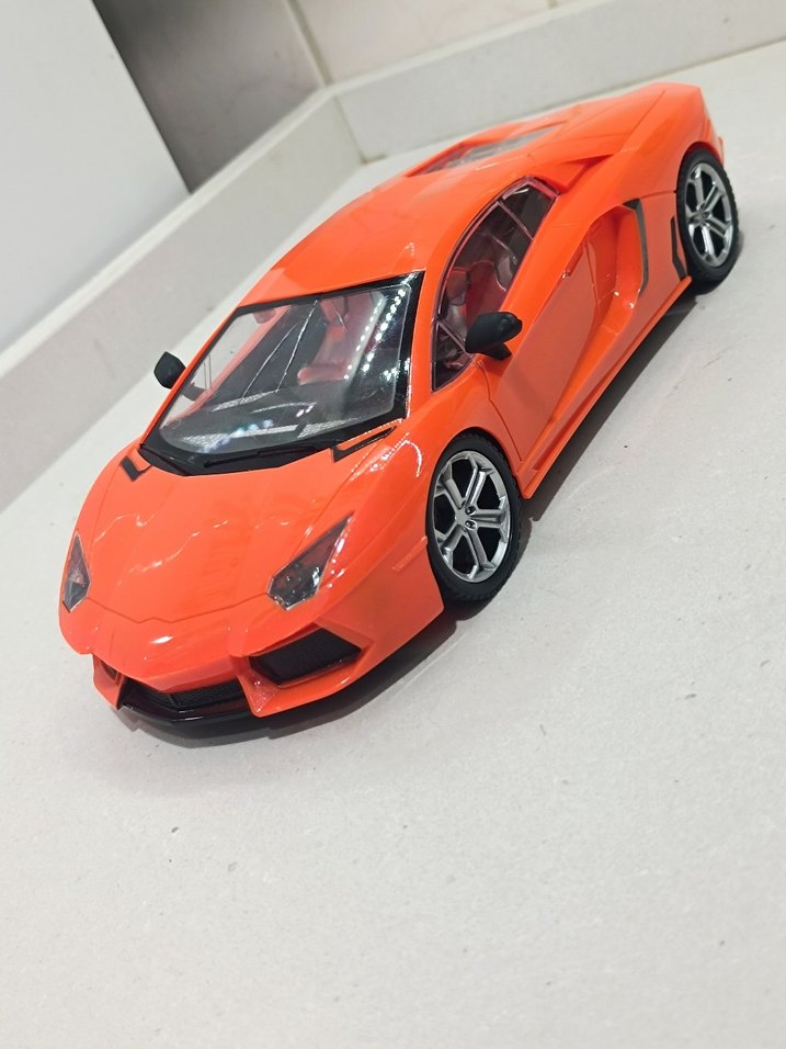 uzaktan kumandalı Lamborghini - Görsel 3