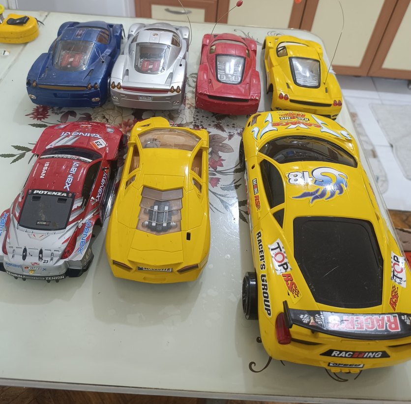 uzaktan kumandalı lisanslı model ferrari'ler - Görsel 5