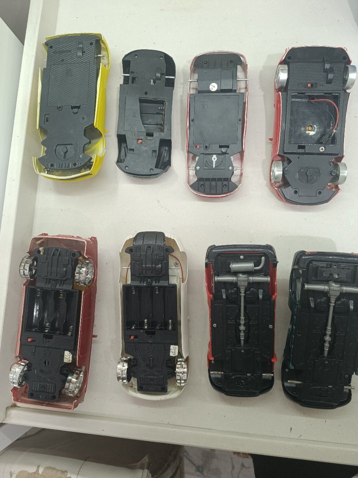 yedek parçalık oyuncak arabalar - Görsel 4