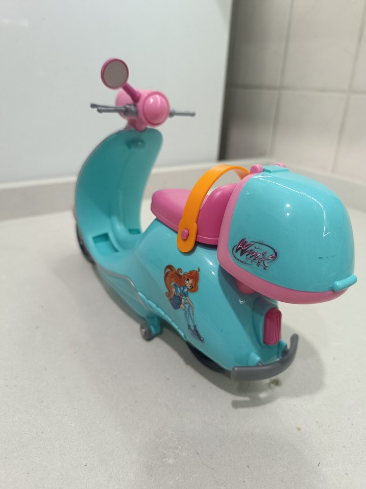 Barbie pilli ışık ve müzikli Pembe Oyuncak Scooter - Görsel 3
