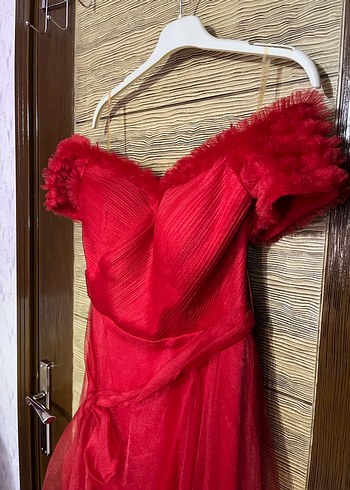 Kırmızı Uzun Tül Abiye - Görsel 3