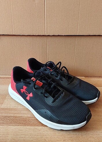 45 Beden kırmızı Renk UNDER ARMOUR PURSUIT 3 Tech