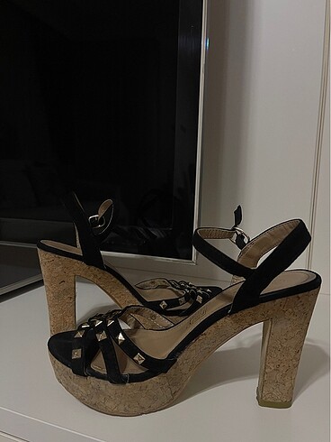Topuklu yazlık ayakabı önü açık - Görsel 2