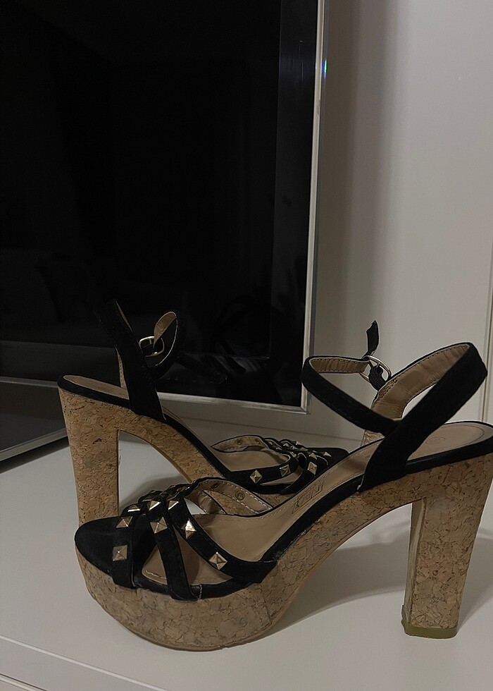 Topuklu yazlık ayakabı önü açık - Görsel 2