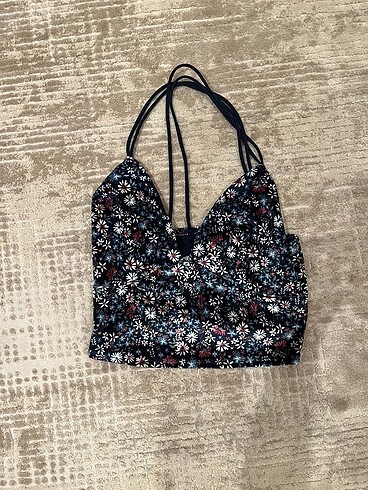 Stradivarius crop