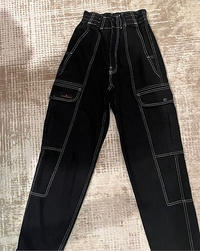 Urban Outfitters Siyah pantolon