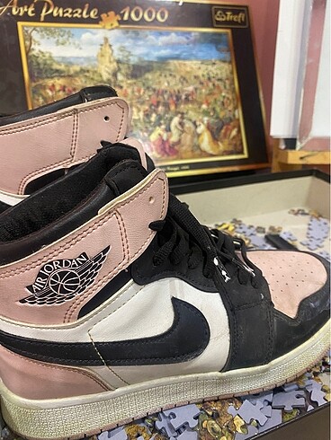 Pembe siyahlı nike 37 numara ayakkabı