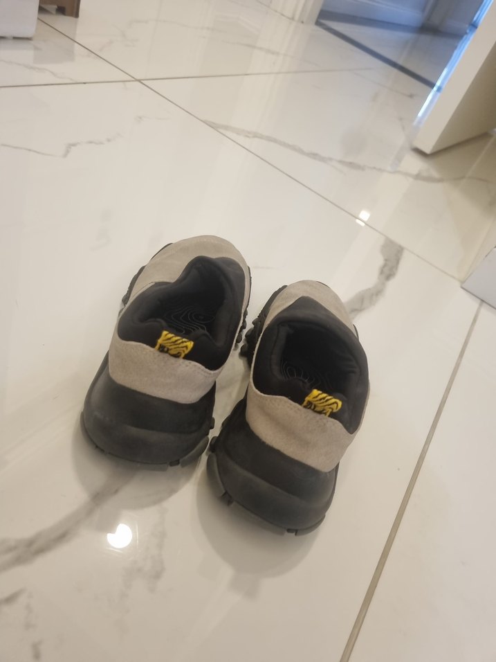 zara spor ayakkabı 33 no - Görsel 4