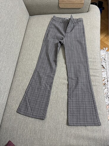 34 Beden Stradivarius kumaş pantolon
