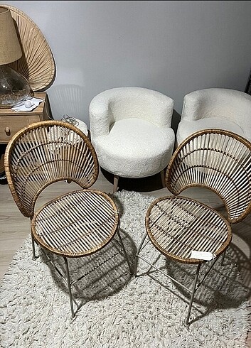2 tane sandalye sıfır etiketli 