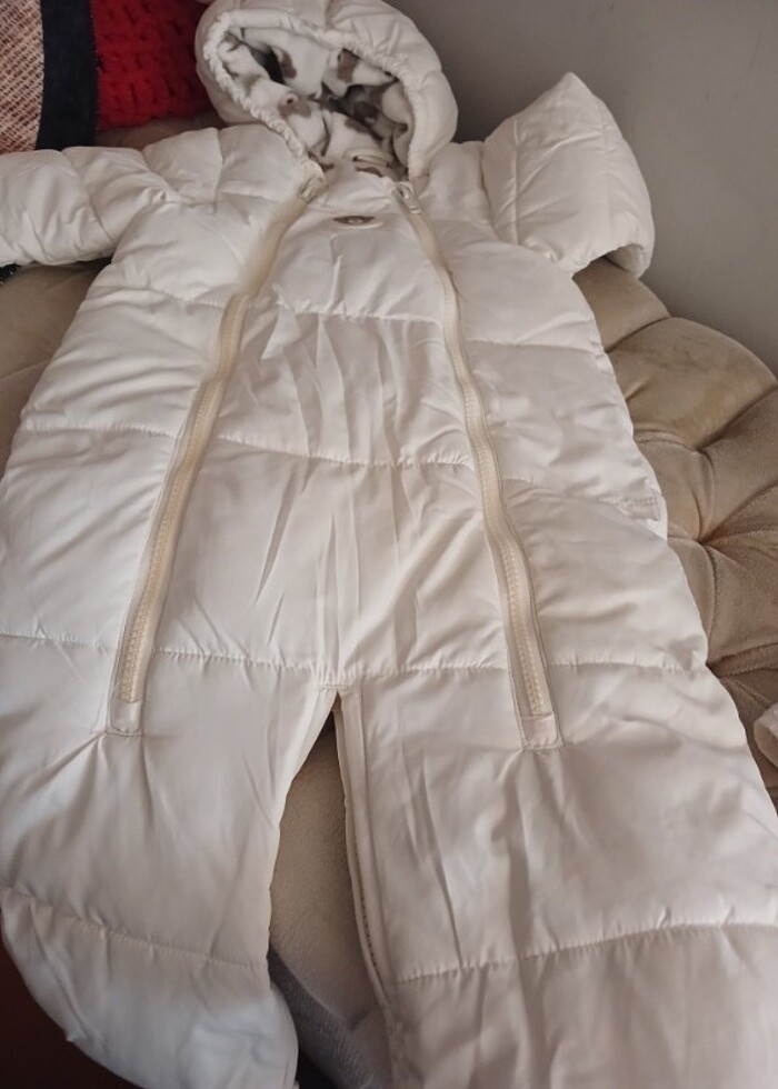 Sadece yıkandı giyilmedi hediye geldi - Görsel 3