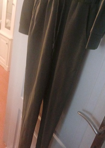 Siyah Kadın Uzun Kollu Bol Kesim Tulum - Görsel 4