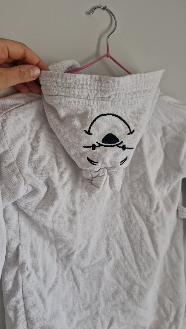 Kapüşonlu Baskılı Erkek Çocuk Bornozu Beyaz - Görsel 2