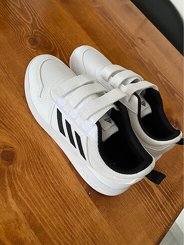 Adidas Spor ayakkabı