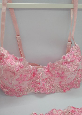 Pembe İşlemeli Bohem Sütyen Takımı - Görsel 3