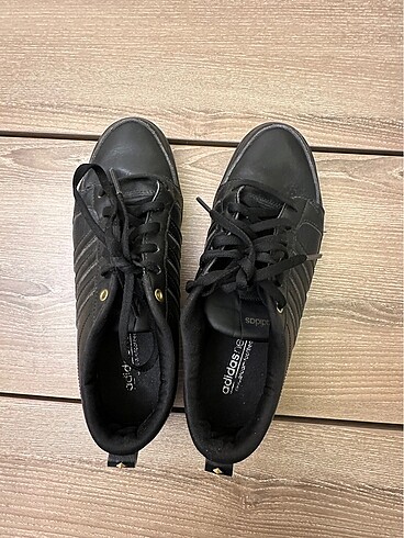37 Beden siyah Renk Orijinal Adidas