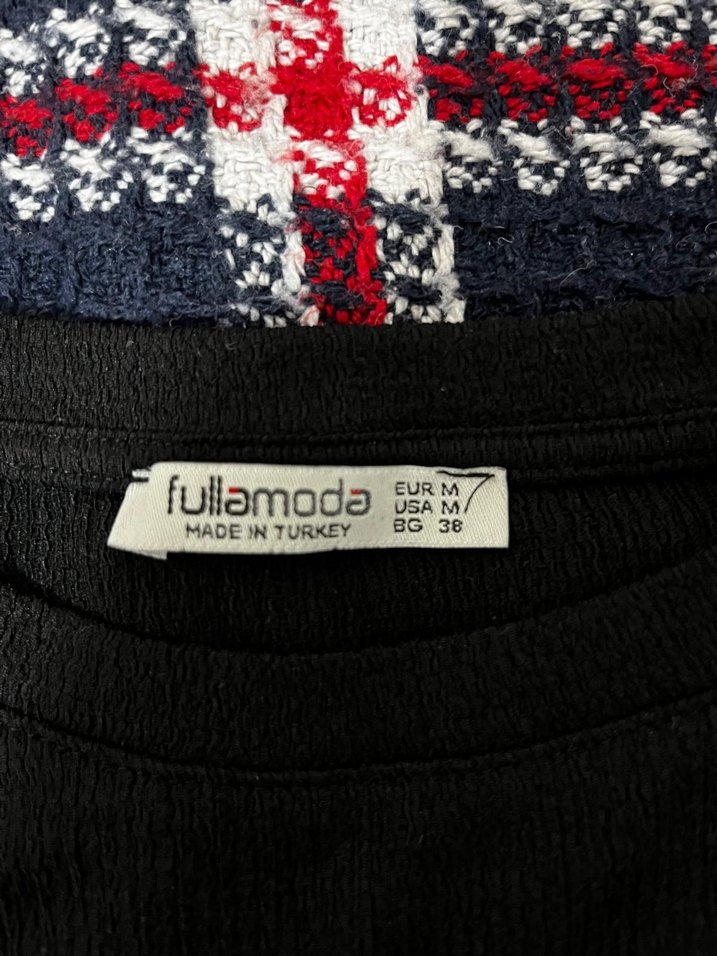 Siyah Örme Kolsuz Kadın Atlet - Görsel 3