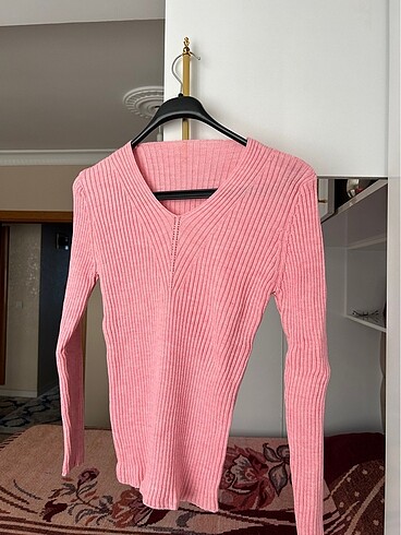 Pembe Bluz