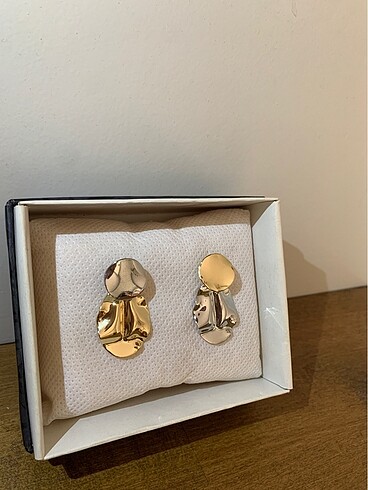 Zara VIP retro plaka küpe