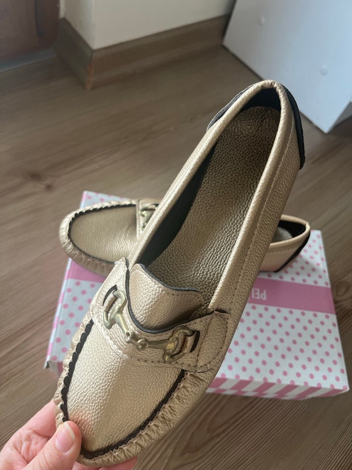 Bej Deri Tokalı Kadın Babet - Görsel 4