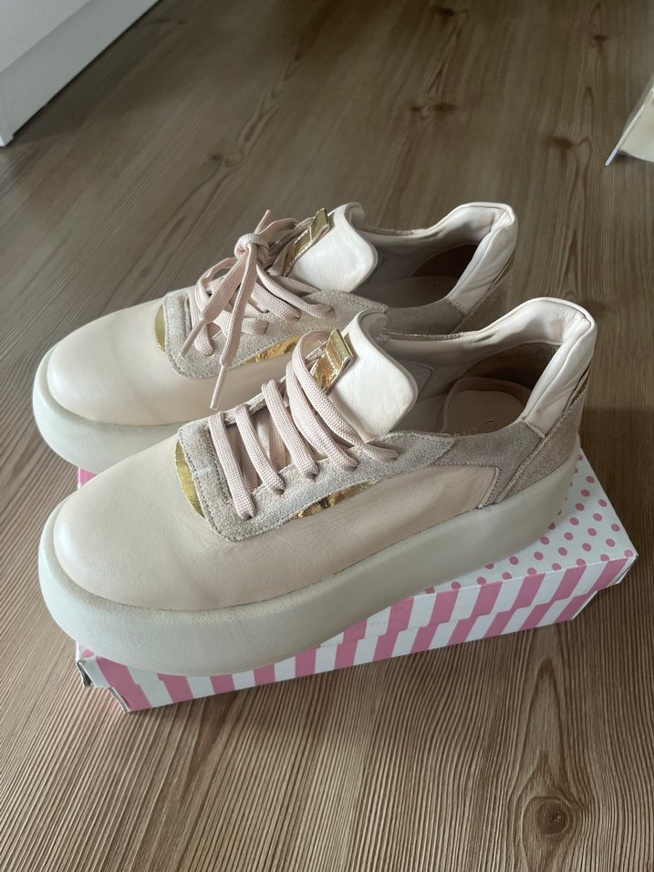 Bej Platform Topuklu Kadın Spor Ayakkabı - Görsel 2