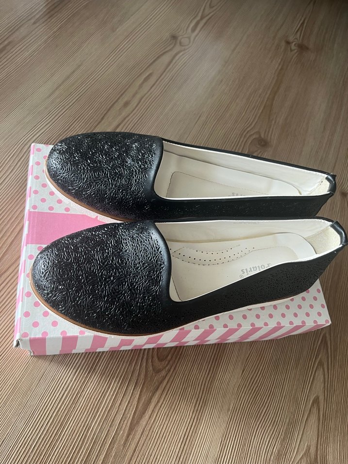 Kadın Siyah Dolgu Topuklu Düz Ayakkabı - Görsel 4