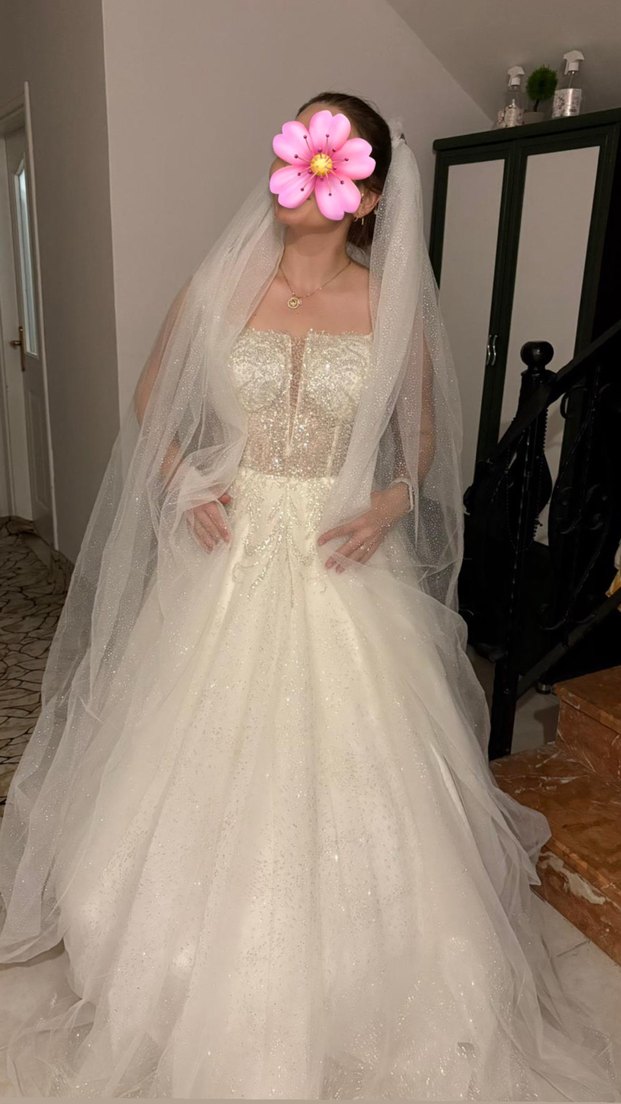 A Kesim Uzun Beyaz Gelinlik - Görsel 4