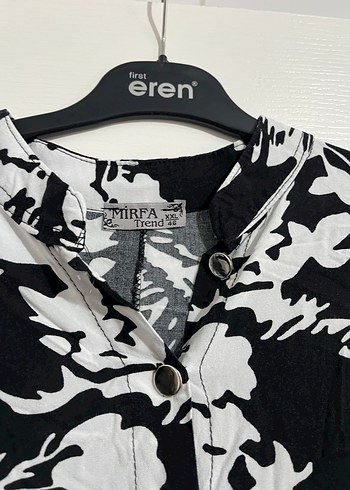 Düğmeli Siyah-Beyaz Mini Desenli Kadın Gömlek - Görsel 2