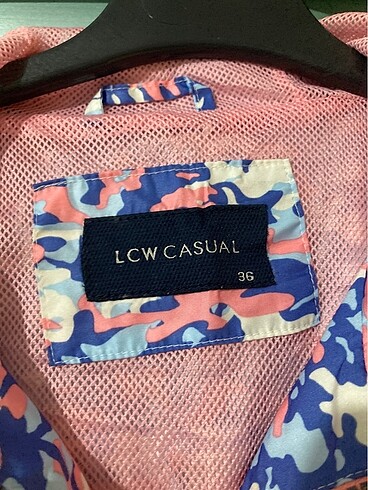 LC Waikiki Yağmurluk