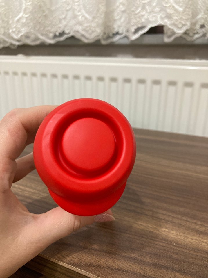 Kırmızı Kapaklı Minnie Mouse Bebek Şişesi - Görsel 3