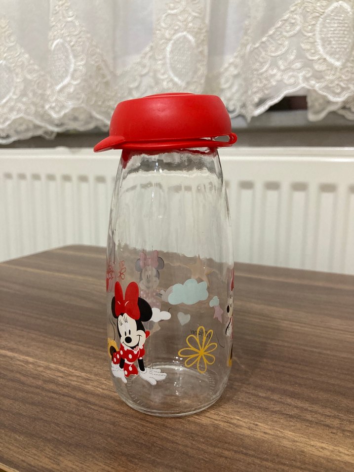 Kırmızı Kapaklı Minnie Mouse Bebek Şişesi - Görsel 2