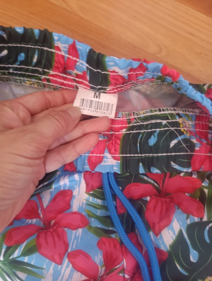 Renkli Desenli Erkek Mini Deniz Şortu - Görsel 3