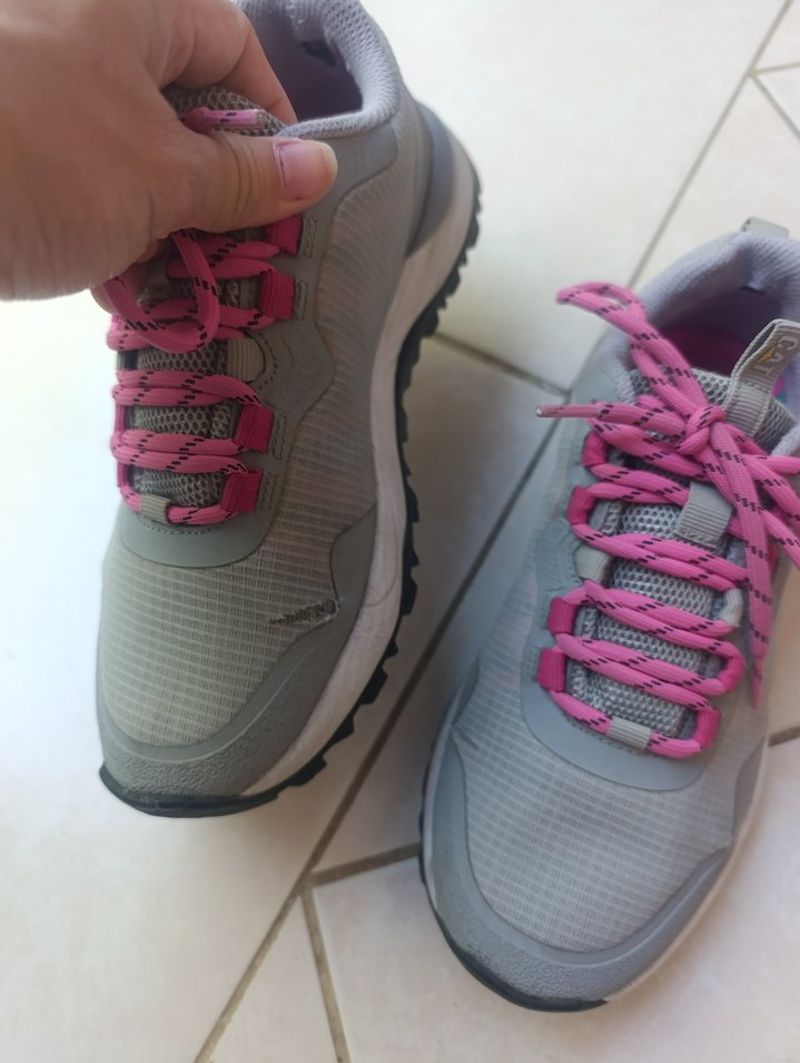 Gri-Pembe Bağcıklı Kadın Spor Ayakkabı - Görsel 3