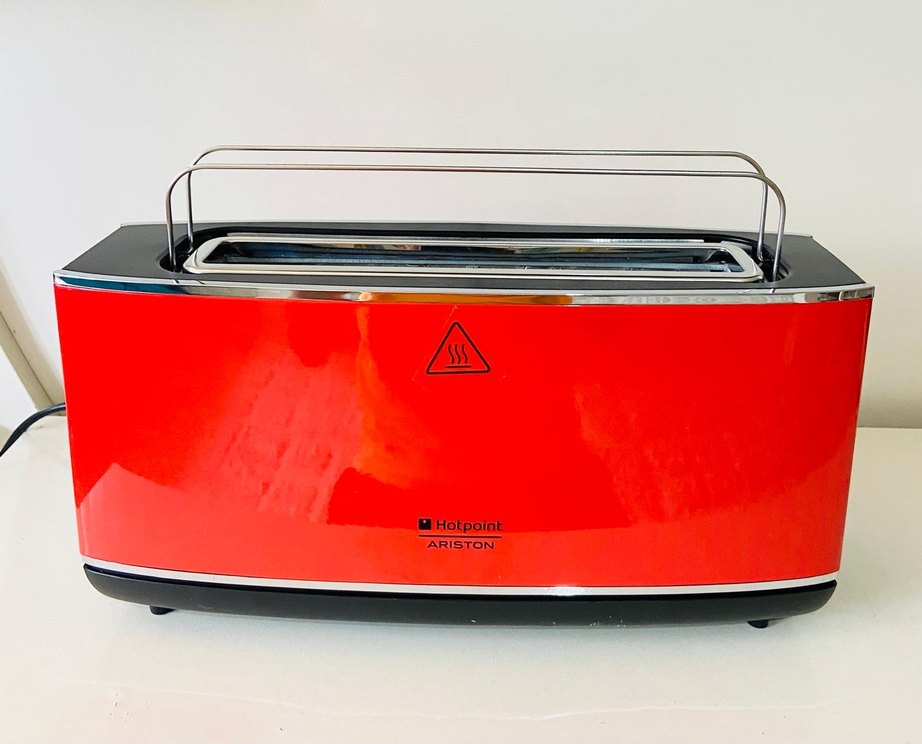 Kırmızı Hotpoint Ariston Ekmek Kızartma Makinesi - Görsel 2