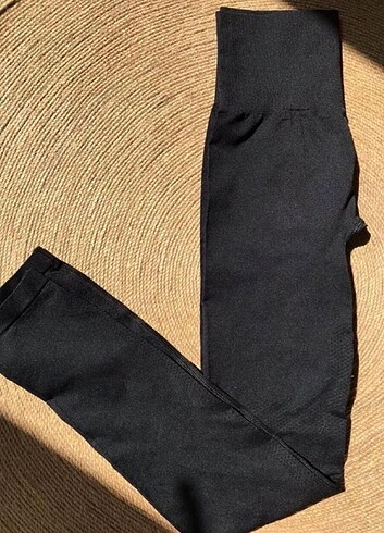 Urban Outfitters tayt 