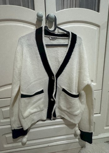 Yumoş bayan hırka - Görsel 2