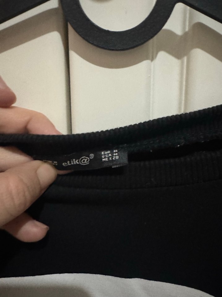 Siyah Pamuklu Uzun Kollu Kadın Sweatshirt - Görsel 3