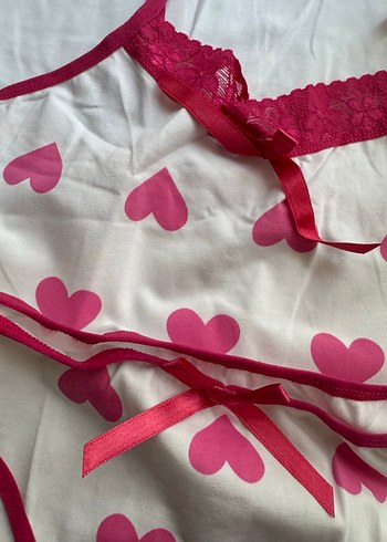 Pembe Kalp Desenli Kısa Kadın İç Çamaşırı Takımı - Görsel 2