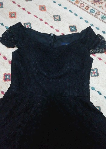 Dantelli siyah elbise - Görsel 8