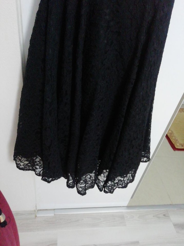 Dantelli siyah elbise - Görsel 2