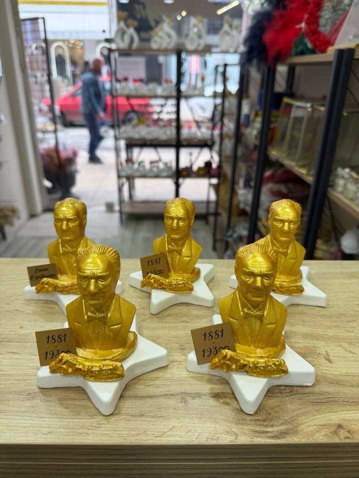 ATATÜRK 
 Büst Figürü - Görsel 4