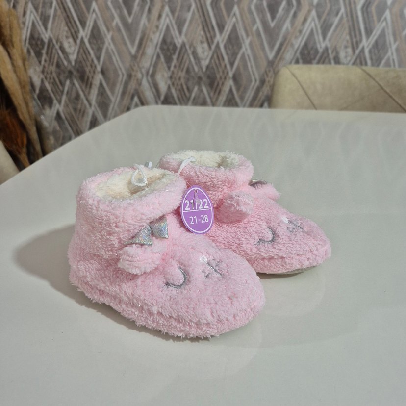 Kız Çocuk Pembe Kürklü Ev Terliği - Görsel 5