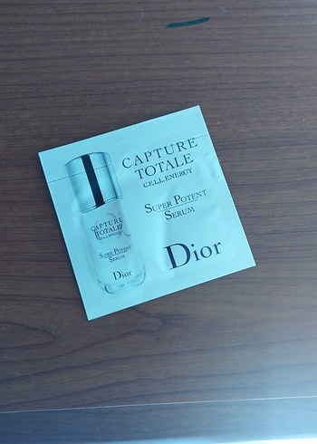 Dior Capture Totale Kadın Cilt Bakım Seti - Görsel 2