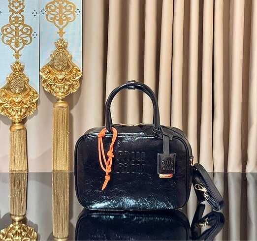 Beden MIU MIU - BEAU Medium